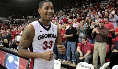 Знаменитости, заболевшие коронавирусом