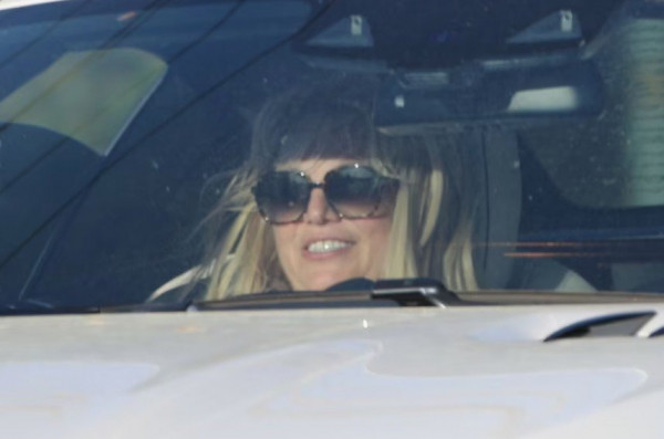 Бритни Спирс угодила в тюремную камеру