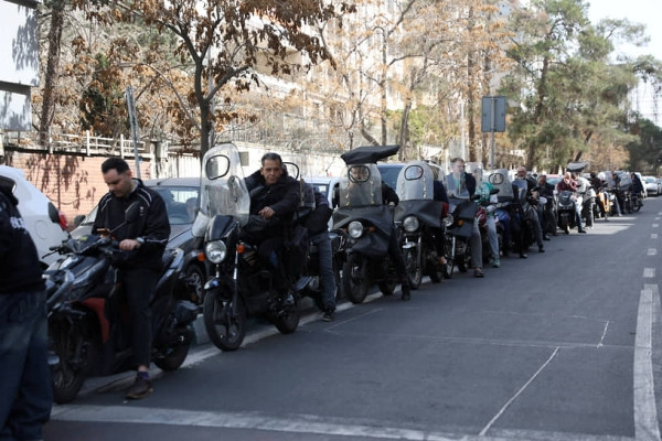 
                Ирану объявлена война с режимом
            