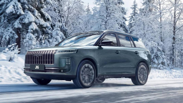 Объявлены цены на новый кроссовер Jaecoo для России