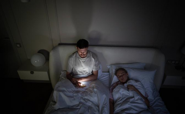 Выяснились последствия ночных просмотров сериалов и соцсетей Выяснились последствия ночных просмотров сериалов и соцсетей